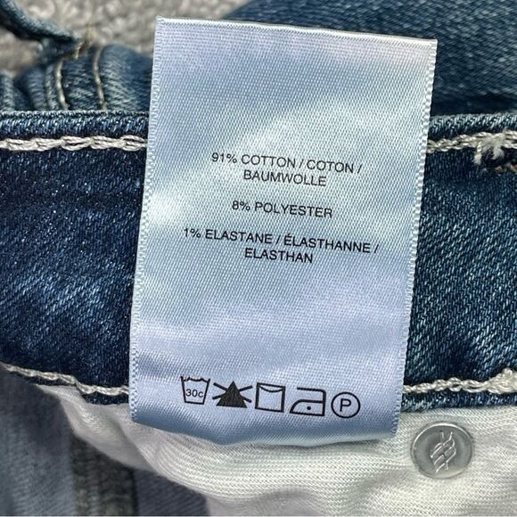 Silver Jeans Suki Shorts Women's 25 Blue Low Rise Cuffed Distressed Denim - Picture 5 of 9